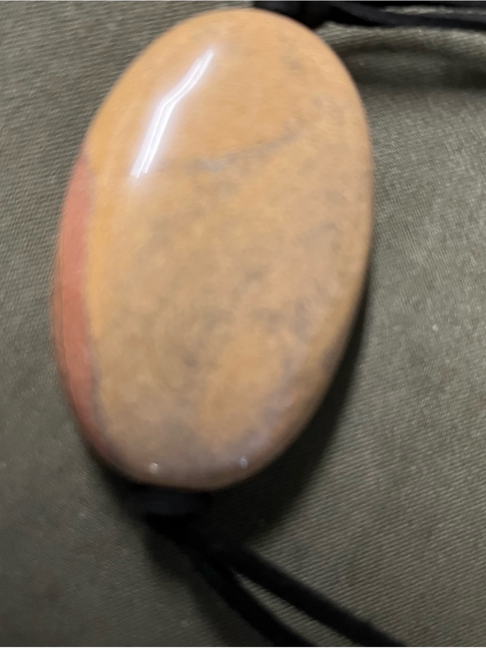FreePeople Stone Pendant shortNecklace in Tan & Rust on suede & extender chain - Picture 3 of 3